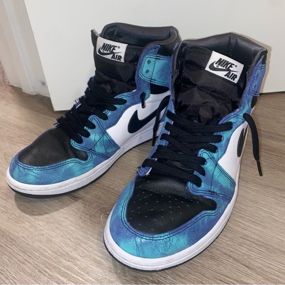 Jordan 1 Retro High Tie Dye (W) Size 9